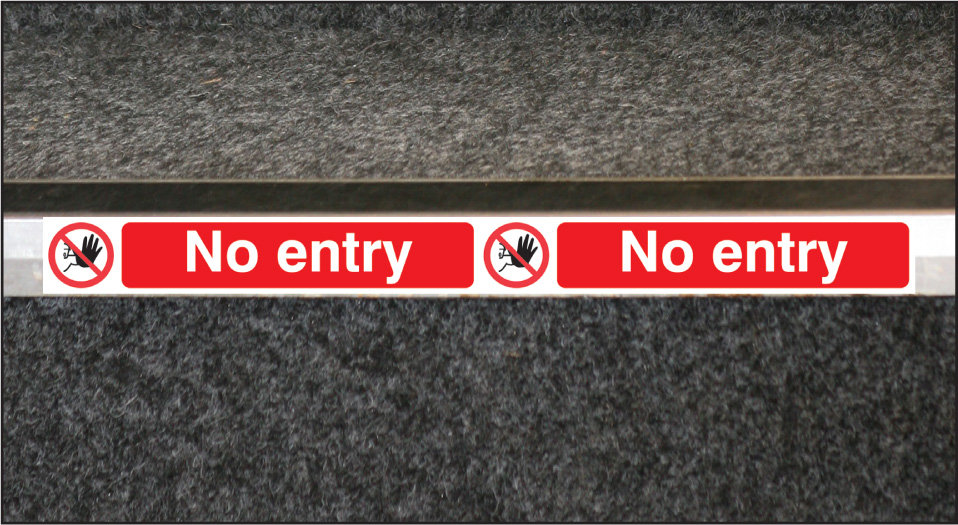 No Entry Step Strip 400x35mm