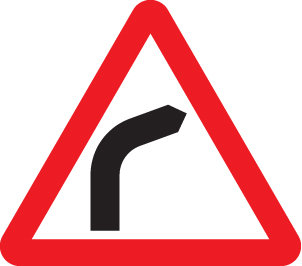 Bend Ahead - Right Class RA1 600mm Tri Sign