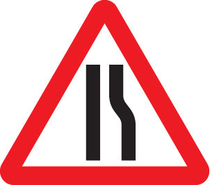 Road Narrows Right Side Class RA1 600mm Sign
